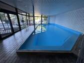 Schwimmbad - 