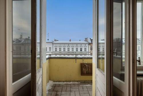 Klassische Doppelkasten-Holzfenster - 