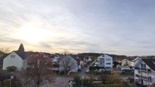 1807-Aussicht.jpg - 3 Zimmer Etagenwohnung zum Kaufen in Jettingen