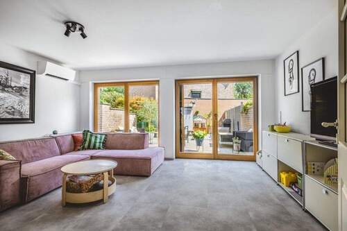 Wohnzimmer - Einfamilienhaus mit 102,00 m² in Aachen zum Kaufen