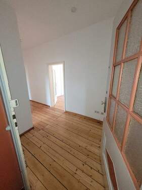 Bitte treten Sie ein! - 