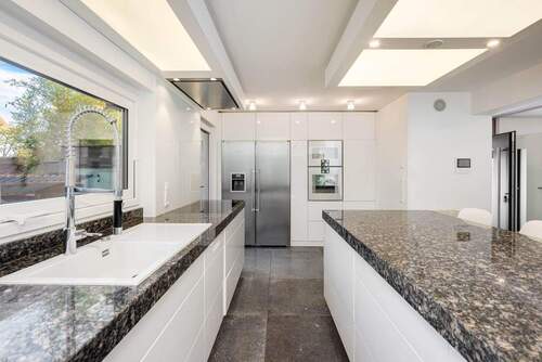 Küche - 5 Zimmer Einfamilienhaus in München