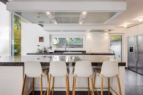 Küchentheke - Einfamilienhaus mit 189,00 m&sup2; in München zum Kaufen