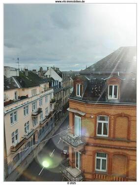 Fernblick - DIE LUXUS Lage von Wiesbaden, nahe Kureck, Sanierungsbedarf, ist entkernt !!!