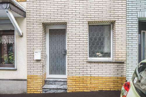 Hauseingang - 3 Zimmer Einfamilienhaus zum Kaufen in Eschweiler