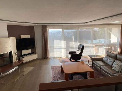 Bild 3 - 9 Zimmer Einfamilienhaus in Amberg