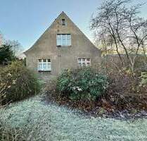 Haus mit hohem Sanierungsbedarf auf Teilgrundstück in Panketal