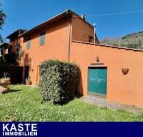 Charmantes Landhaus mit Meerblick & eigenem Weinberg - Rustico in der Toskana kaufen - San Giuliano Terme