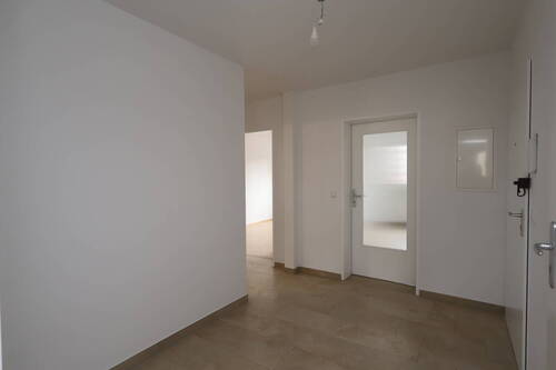 Beispiel nach Sanierung Flur - 