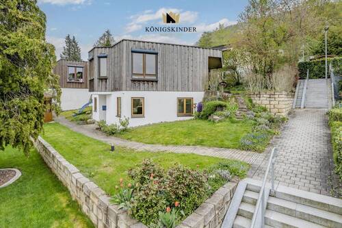 Hier beginnt Ihr neues Kapitel – mit Stil und Charme! - Wohnliches Architektenhaus in ruhiger Hanglage mit traumhafter Aussicht