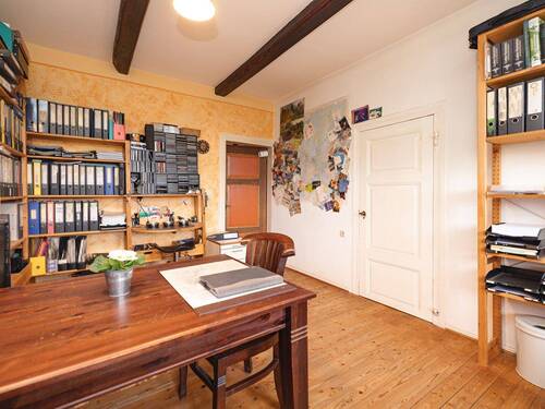 Büro EG - 