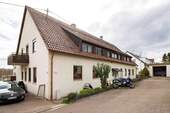 Haus hinten - 