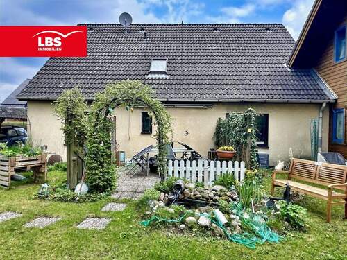 Gartenseite - Zweifamilienhaus mit vielseitigem Raumangebot in ruhiger Lage von Handeloh