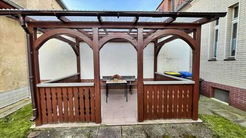 Überdachte Terrasse - Doppelhaushälfte mit 116,00 m&sup2; in Altlandsberg zum Kaufen