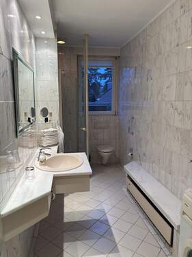 Badezimmer - Erdgeschoss - 