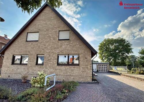 Hofauffahrt - 5 Zimmer Einfamilienhaus zum Kaufen in Bramsche