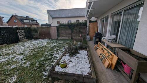 Erdgeschosswohnung mit Garten - 