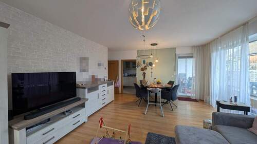 Moderne Erdgeschosswohnung - 3 Zimmer Etagenwohnung in Bornheim