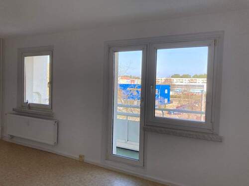 Wohnzimmer - 3 Zimmer Etagenwohnung in Eberswalde