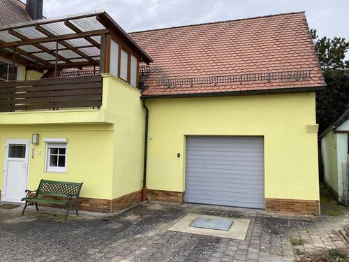Garage - Doppelhaushälfte mit 120,00 m&sup2; in Dentlein zum Kaufen