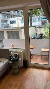 Bild 3 - 4 Zimmer Etagenwohnung in Köln