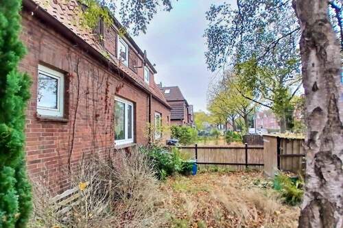Dörfliches Flair mit urbaner Nähe - 3 Zimmer Doppelhaushälfte zum Kaufen in Hamburg