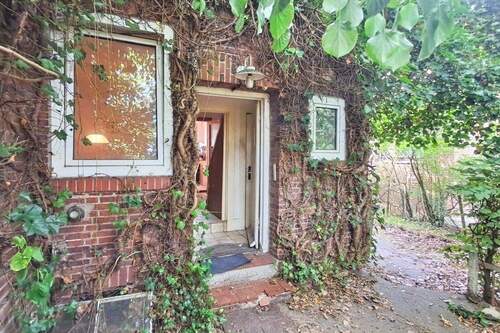 mit solider Bausubstanz - Doppelhaushälfte mit 69,40 m² in Hamburg zum Kaufen