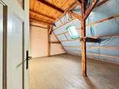 Ausbaufläche bis unter das Dach - 