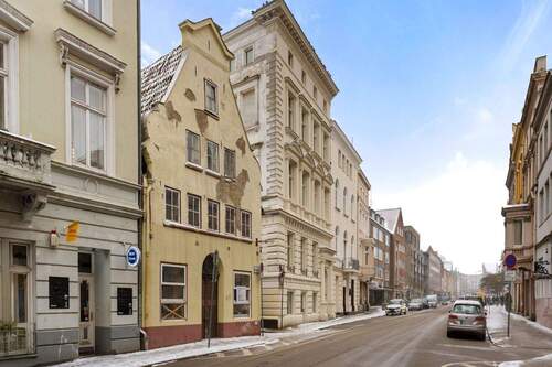 Straßenansicht - Mehrfamilienhaus, Wohnhaus mit 200,00 m&sup2; in Lübeck / Innenstadt zum Kaufen