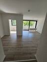 Wohnzimmer - 2-ZKB Wohnung zu vermieten! Auf der Irgenhöhe! Zum 01.05.2025 Frei!