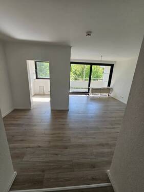 Wohnzimmer - 2-ZKB Wohnung zu vermieten! Auf der Irgenhöhe! Zum 01.05.2025 Frei!