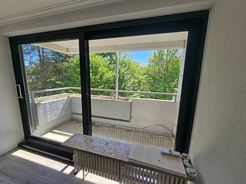Balkon - Etagenwohnung mit 64,00 m&sup2; in Saarbrücken / Schönbach zur Miete