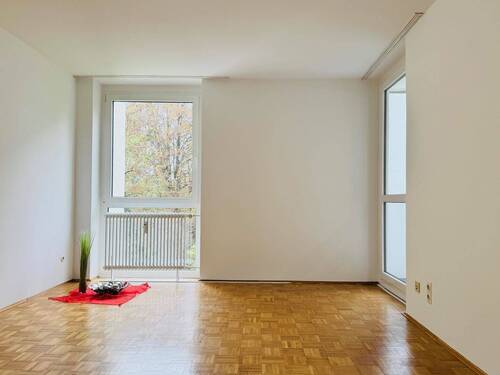 Wohnen - Etagenwohnung mit 71,00 m&sup2; in Landshut zum Kaufen