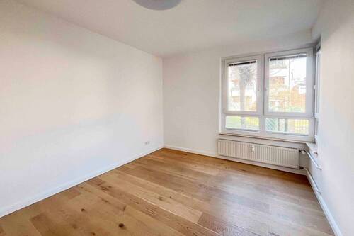 Zimmer 3 - 