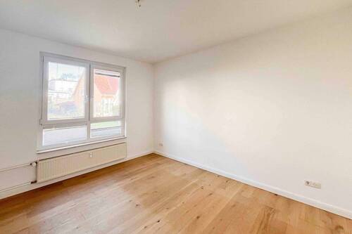 Zimmer 2 - 