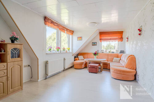 Wohnzimmer der Wohnung im DG - 