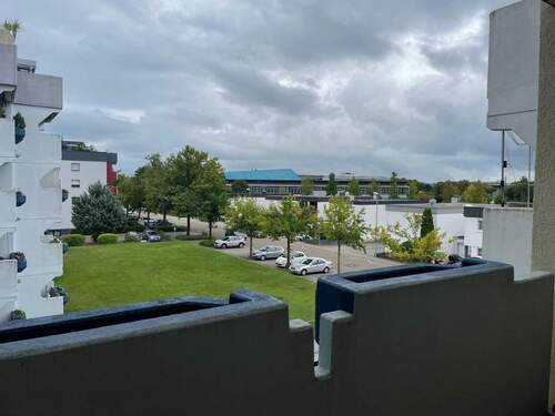 Balkon (1) - Einziehen und Wohlfühlen. Gemütliche 4-Zimmerwohnung in gepflegtem Mehrfamilienhaus