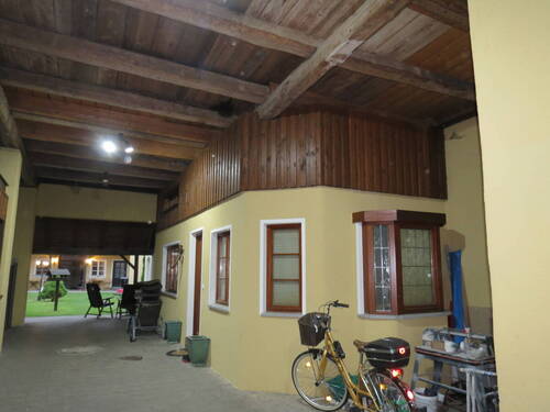 Separates Gebäude 2-Zimmer Wohnung - 