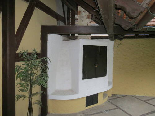 Räucherofen im Hof - 