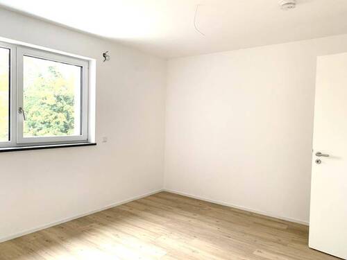 Zimmer 2 - 