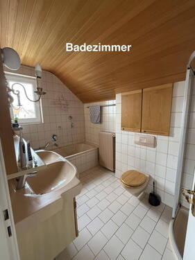 Badezimmer 1. OG - 