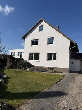 Hausansicht - 5 Zimmer Einfamilienhaus zum Kaufen in Pattensen
