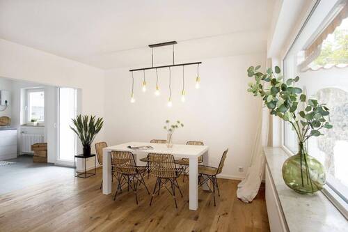 Wohnzimmer I - 2 Zimmer Terrassenwohnung zum Kaufen in Bonn