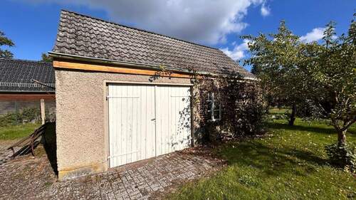 Garage/Werkstatt - 