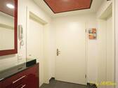 Flur der Wohnung - 2 Zimmer Etagenwohnung in Chemnitz