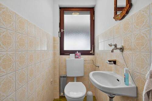 Gäste-WC EG - 