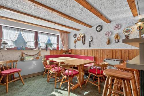 Kellerstüberl mit Bar - 