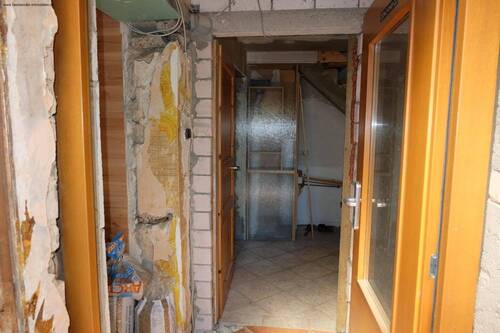 Eingangsbereich - 3 Zimmer Reihenendhaus in Wellen