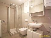 Bad mit Dusche - 3 Zimmer Etagenwohnung in Mittweida