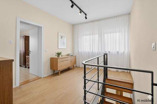 Treppenaufgang (KI-möbliert) - 